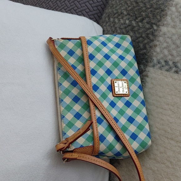 Dooney & Bourke Handbags - DOONEY & BOURKE Ginger plaid crossbody Easter purse